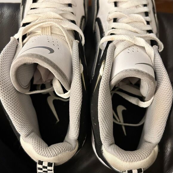 Nike Lacrosse Football Cleats Speed Lax II Size 11 White Black Silver Preloved - Picture 12 of 12